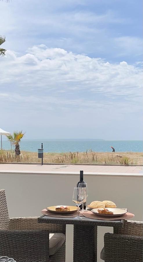 טורה גרנדה Windsurf Beach Front מראה חיצוני תמונה